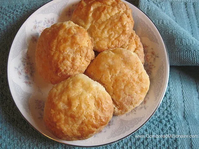 3-Ingredient Biscuits 